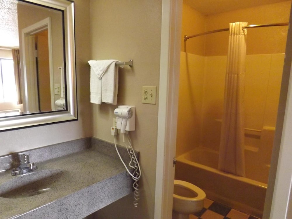 Фото Executive Inn Kilgore