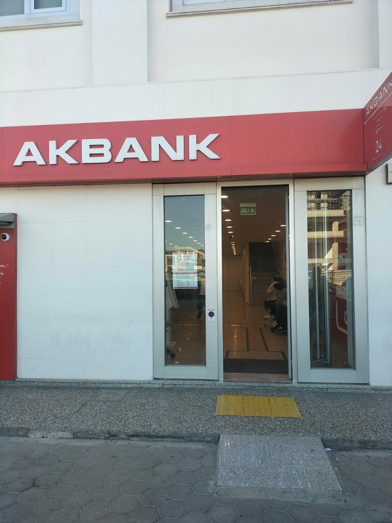 بنك Akbank-beşevler Sanayi Şubesi ، بورصة، صورة