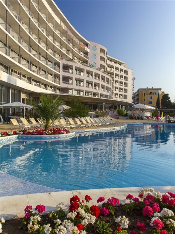 Фото отеля 1