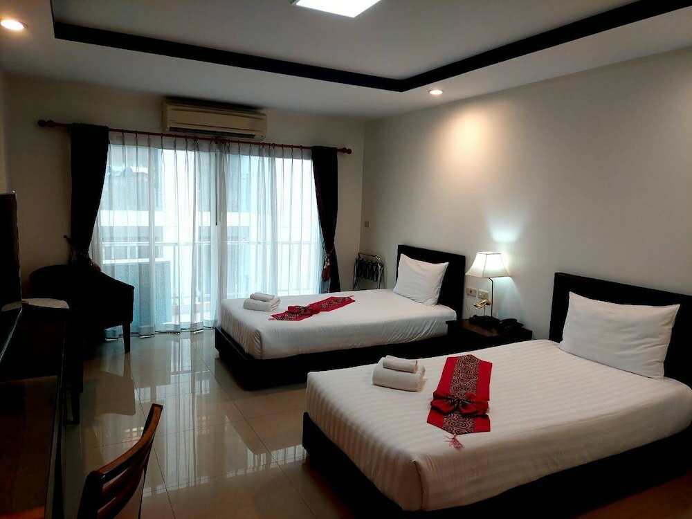 Фото Soi 2 inn Pattaya