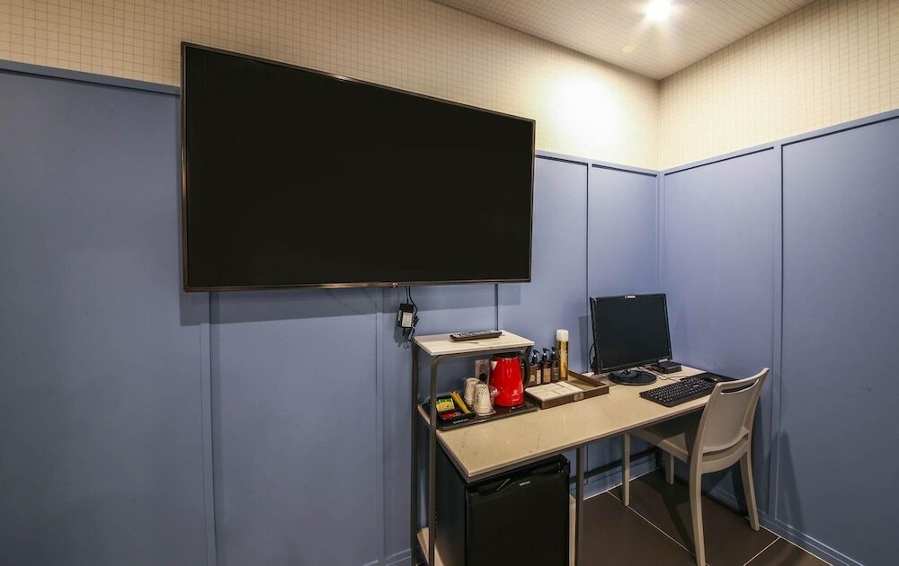 Фото Gupo Brown-Dot Hotel