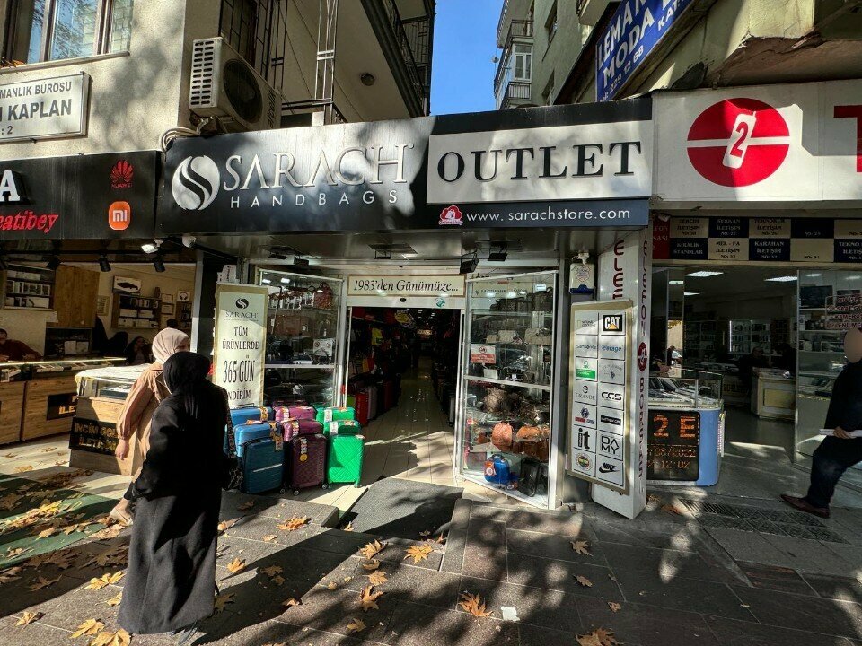 Bags and suitcases store Elvan, Ankara, photo