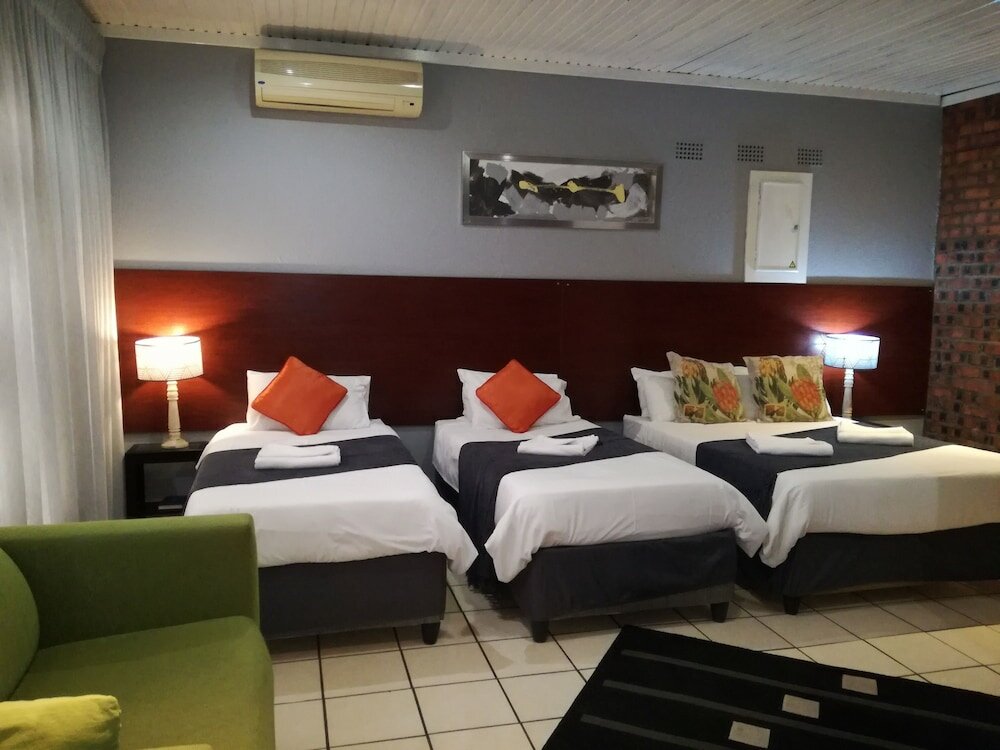 Фото 21 on Coetzee Guest House