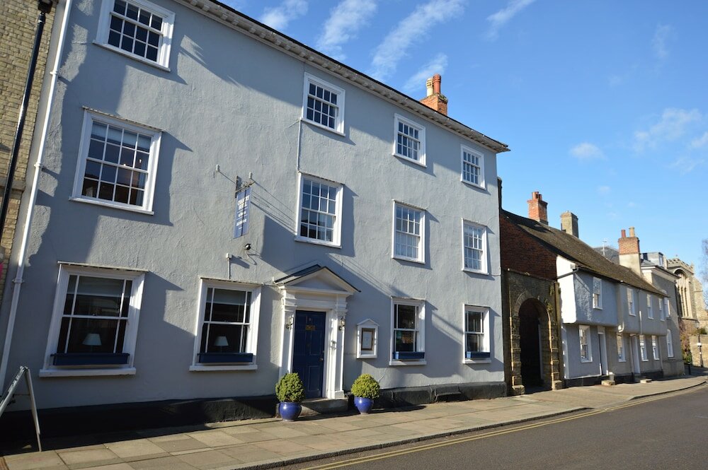 Фото Chantry Hotel