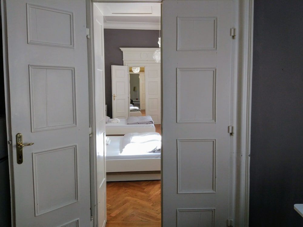 Фото Apartments Tynska 7