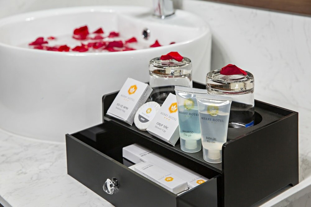 Фото Merry Hotel