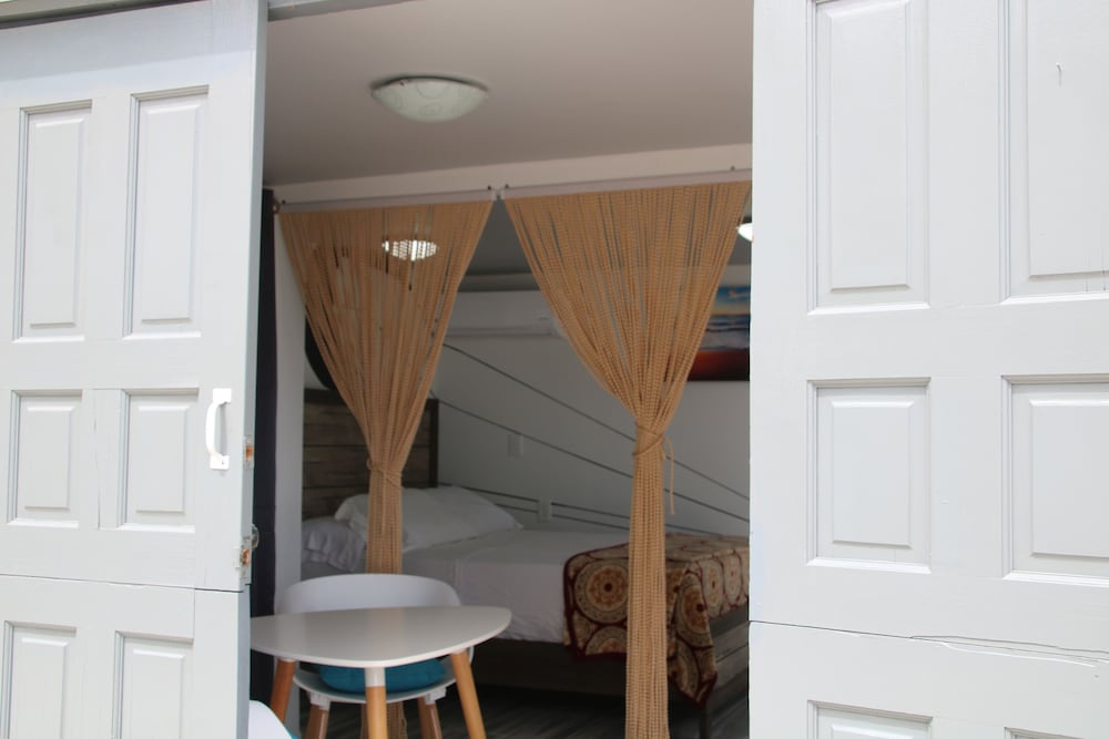 Фото Coral Reef Beach Aruba