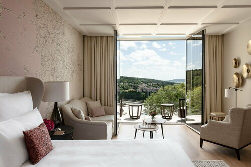 Гостиница Royal Champagne Hôtel & SPA