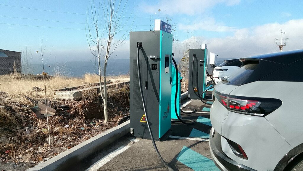 Electric car charging station Solara, Kotayk, photo