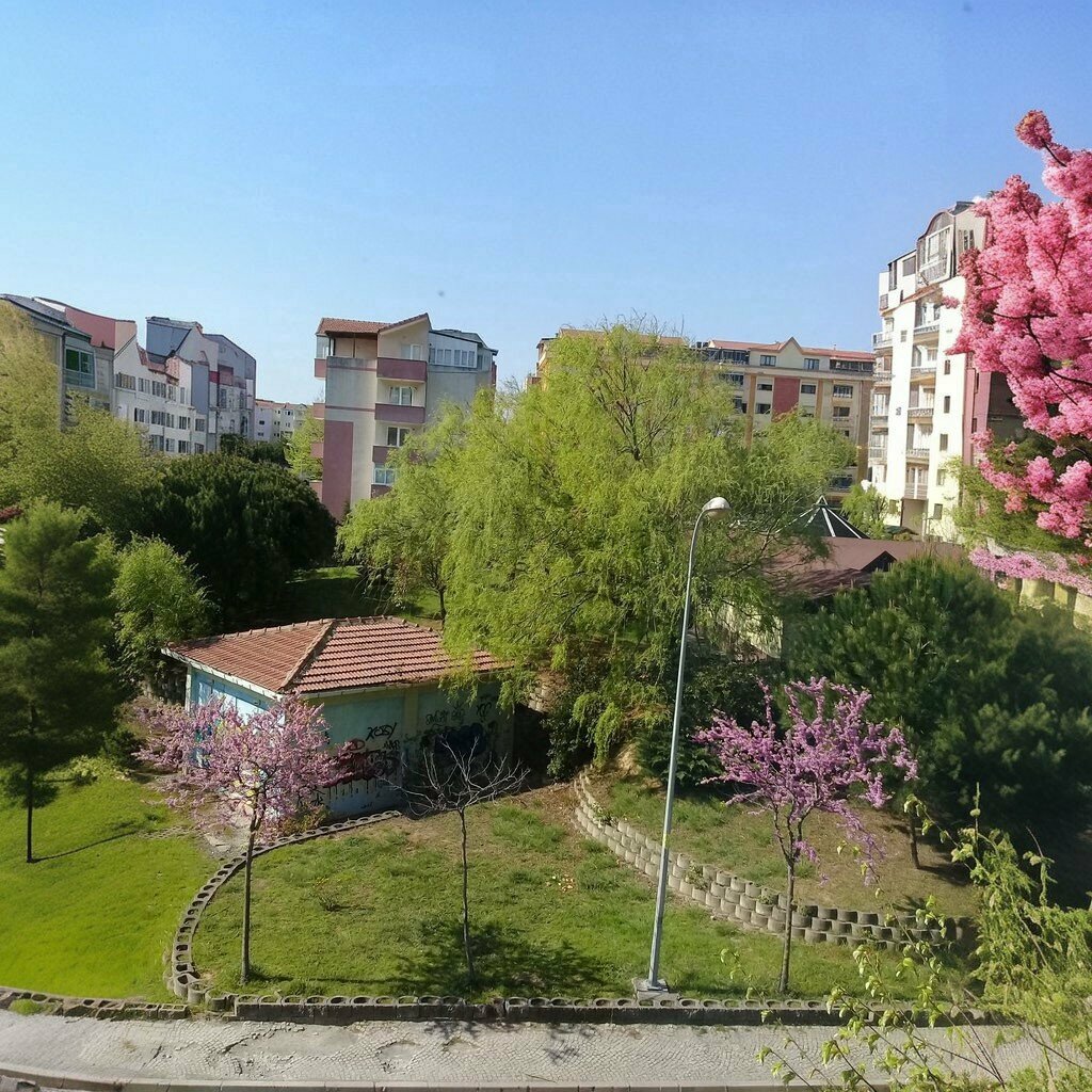School Ihsaniye Ihsan Akdogan Middle School, Catalca, photo