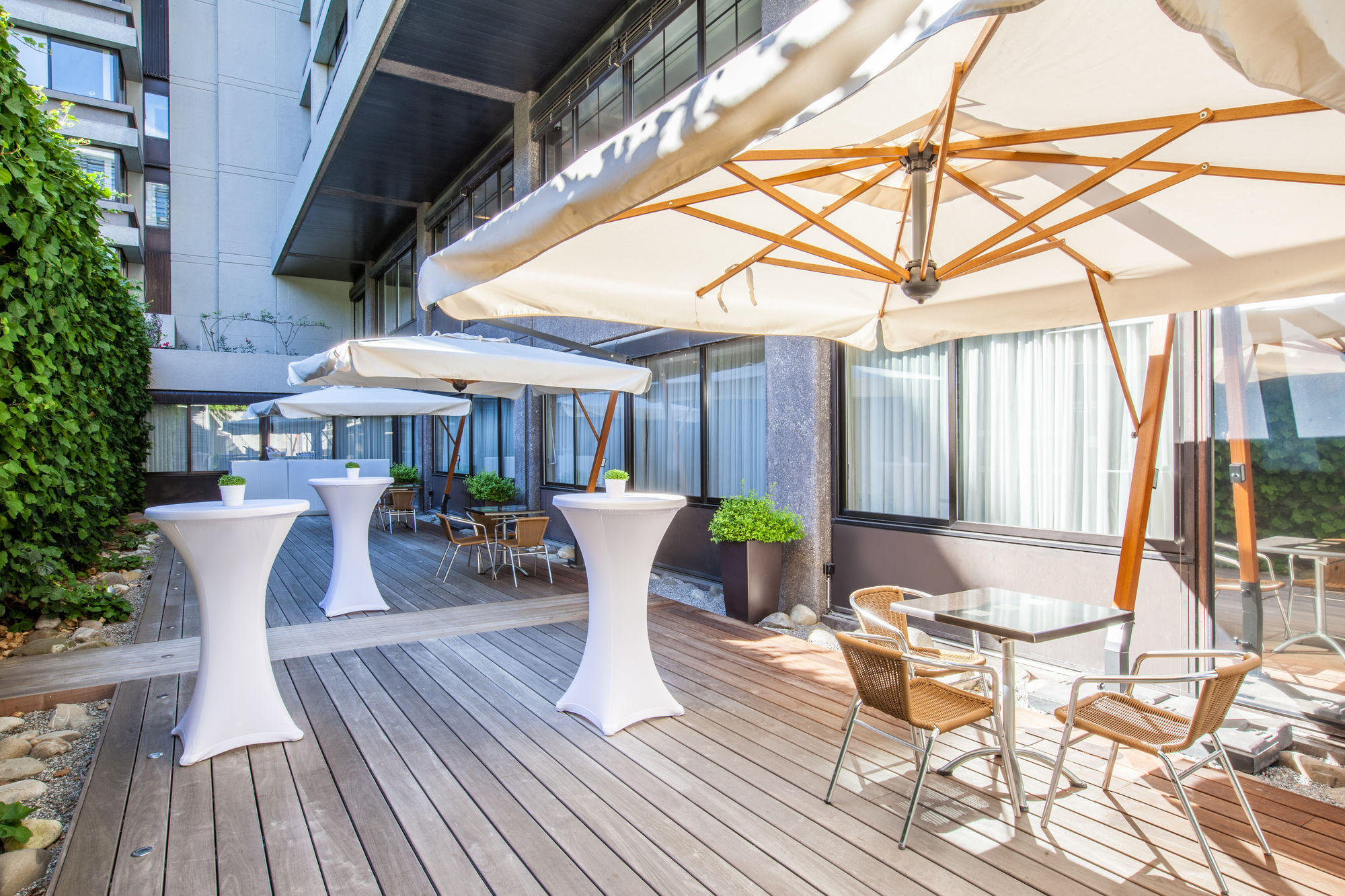 Фото Crowne Plaza Geneva by IHG