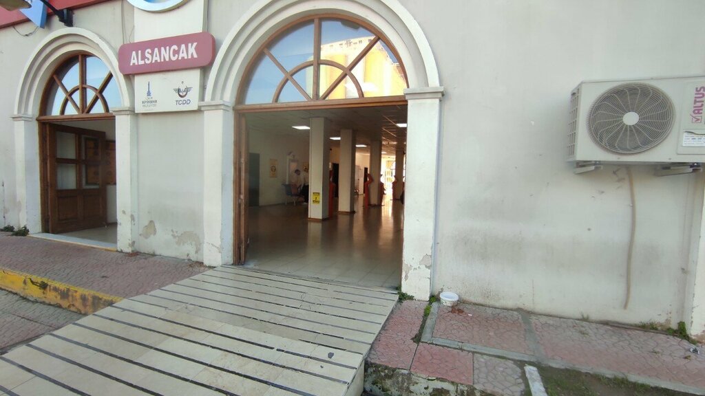 Railway station Train Station Alsancak, Izmir, photo