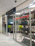 Viona (Vaynera Street, 19) ، الستائر، قضبان الستائر