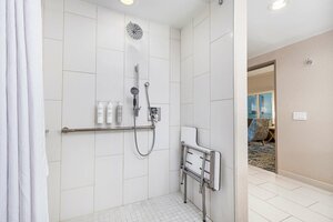 Гостиница Embassy Suites Tampa Downtown