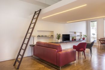 Фото City Life – RentClass Poliuto