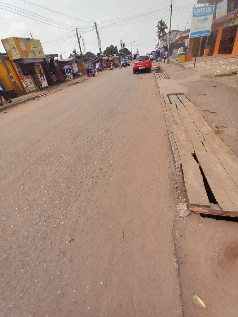 Barber shop Alexis, Accra, photo