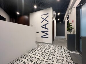Maxi Hotel