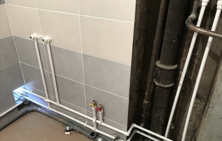 Жители 14 домов в Мурманске остались без воды из-за аварии на водопроводе - МК М