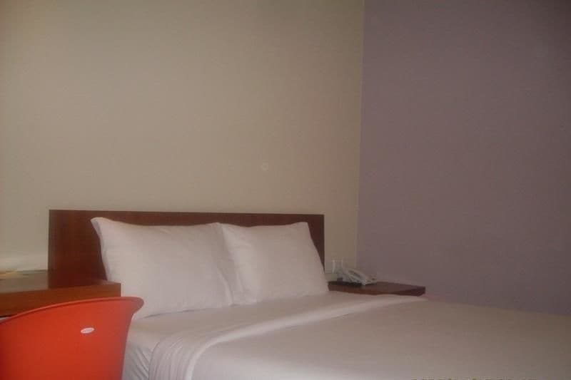 Фото Plan B Hotel