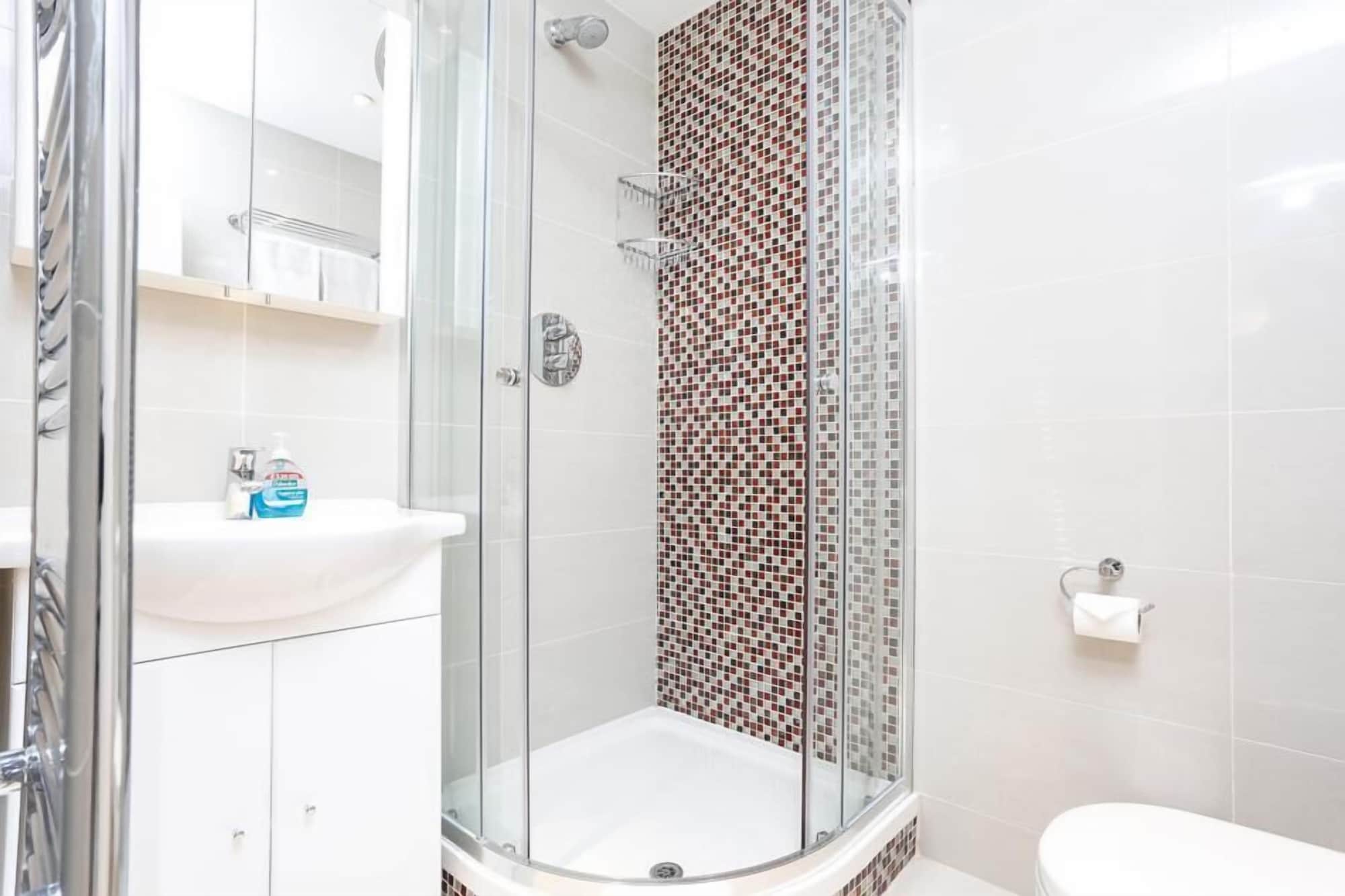 Фото Apartments Inn London Lancaster