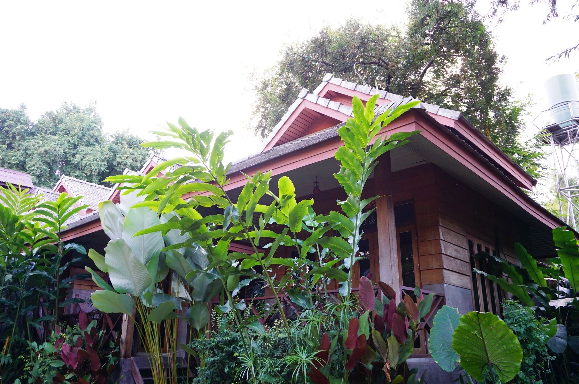 Фото Sawasdeepai River Resort