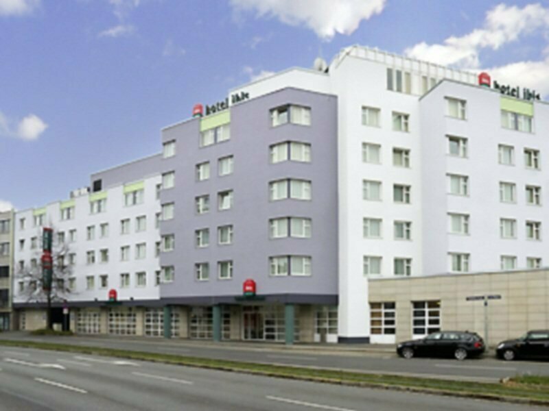 Внешний вид отеля Ibis Nuernberg City am Plaerrer в Нюрнберге, фото 1