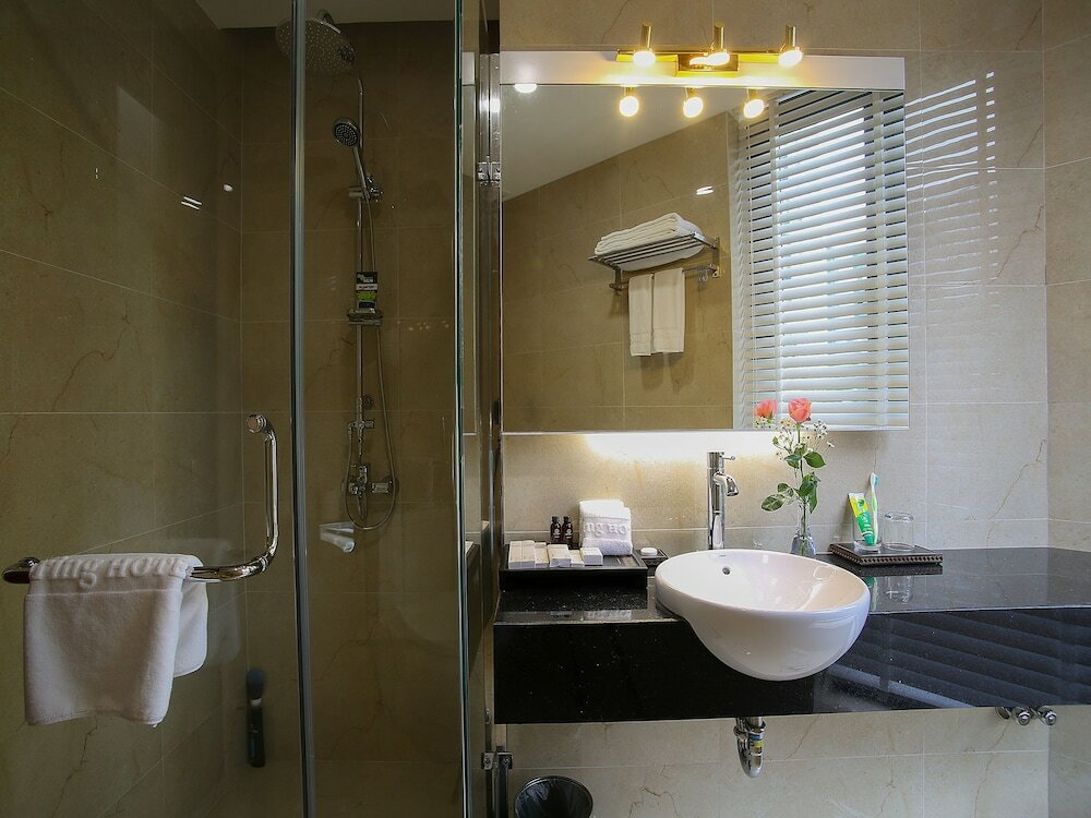 Фото Spring Hotel Hanoi