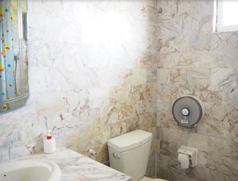 Фото Baan Tukta at Beach