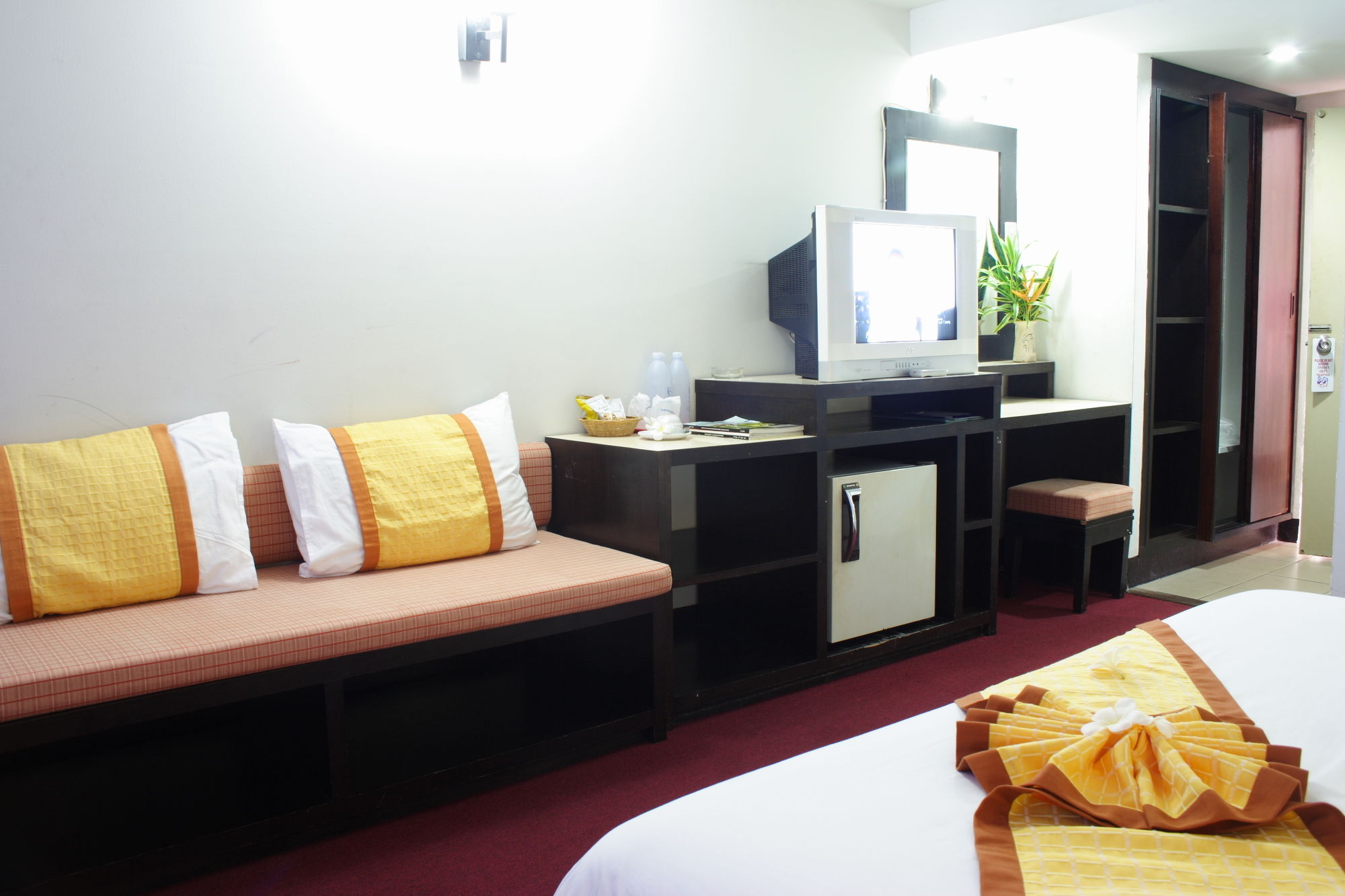 Фото Palm Garden Hotel