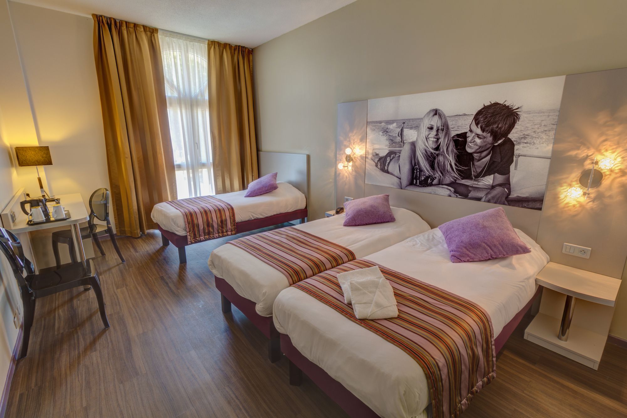 Фото Hôtel Arles Plaza