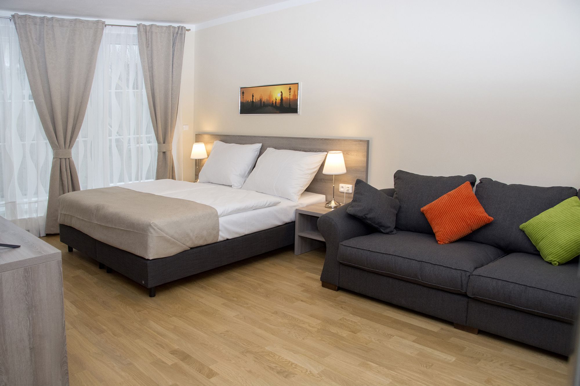 Фото отеля 2