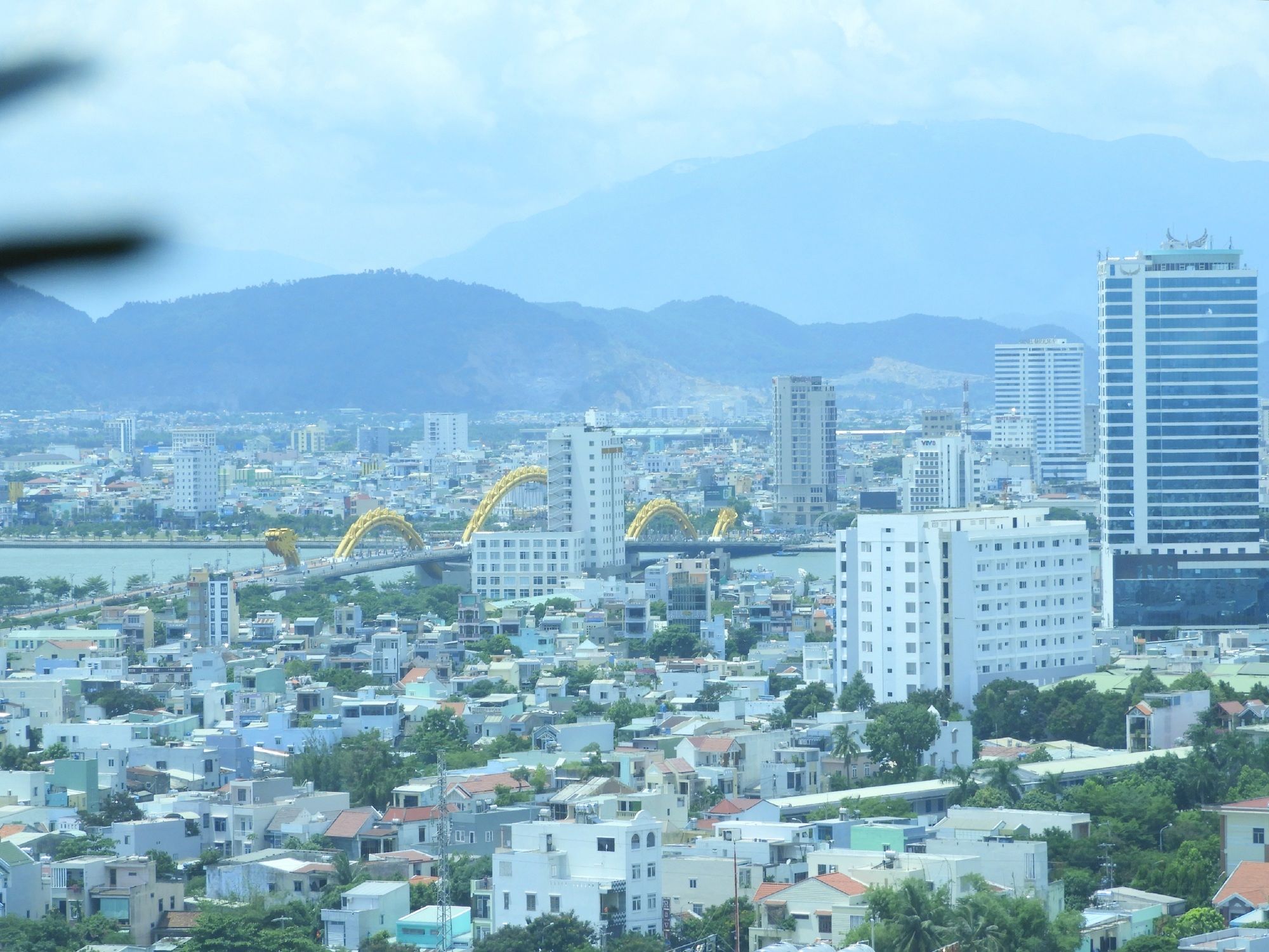 Фото Mandila Beach Hotel DaNang
