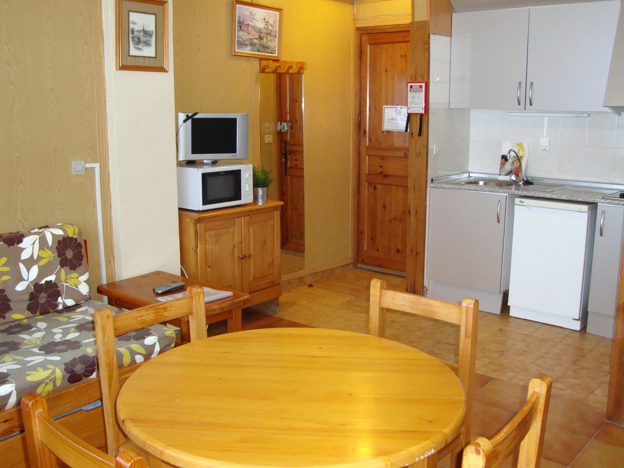 Фото Sapporo 3000