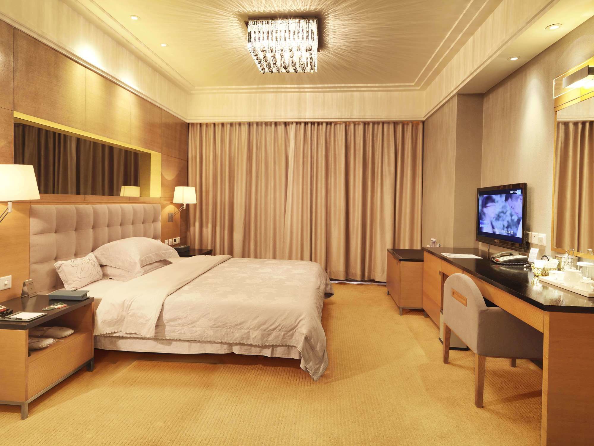 Фото Shenzhen Rivan Hotel