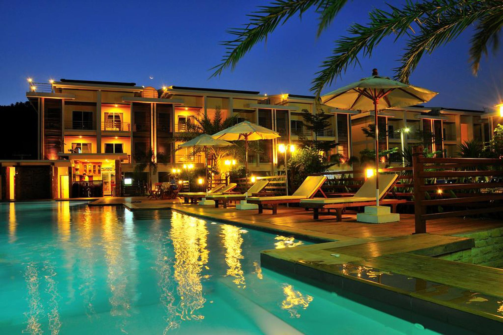 Фото отеля 1