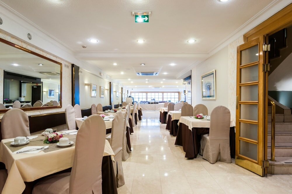 Фото Hotel Gran Versalles