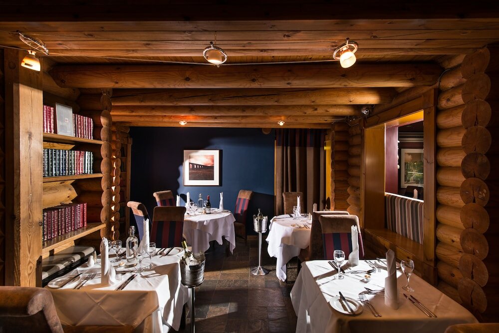 Фото Chevin Country Park Hotel & SPA