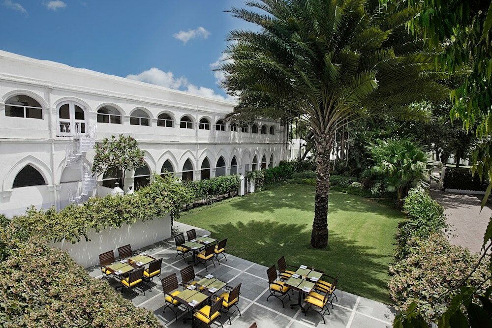 Фото Maidens Hotel