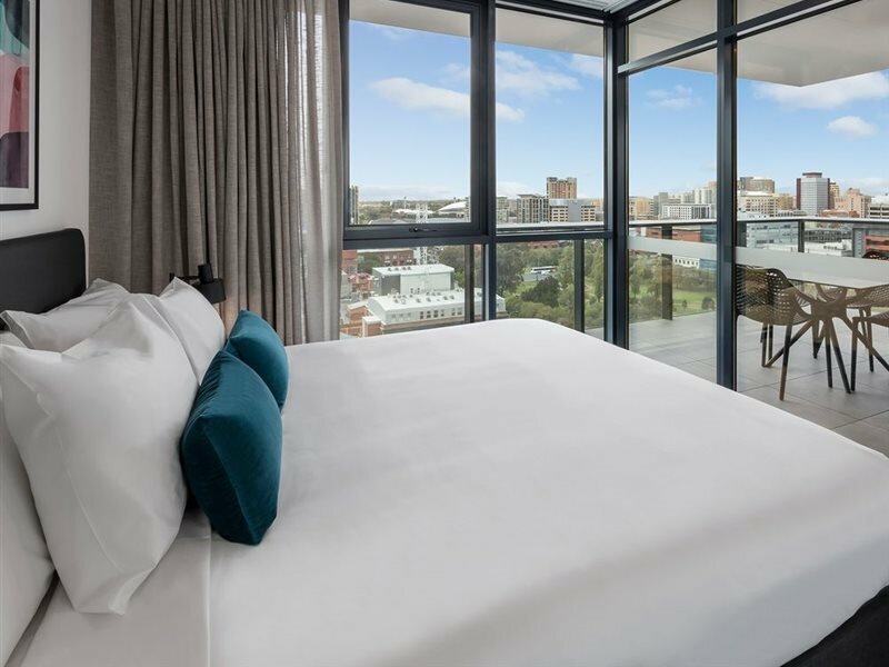 Фото Avani Adelaide Residences