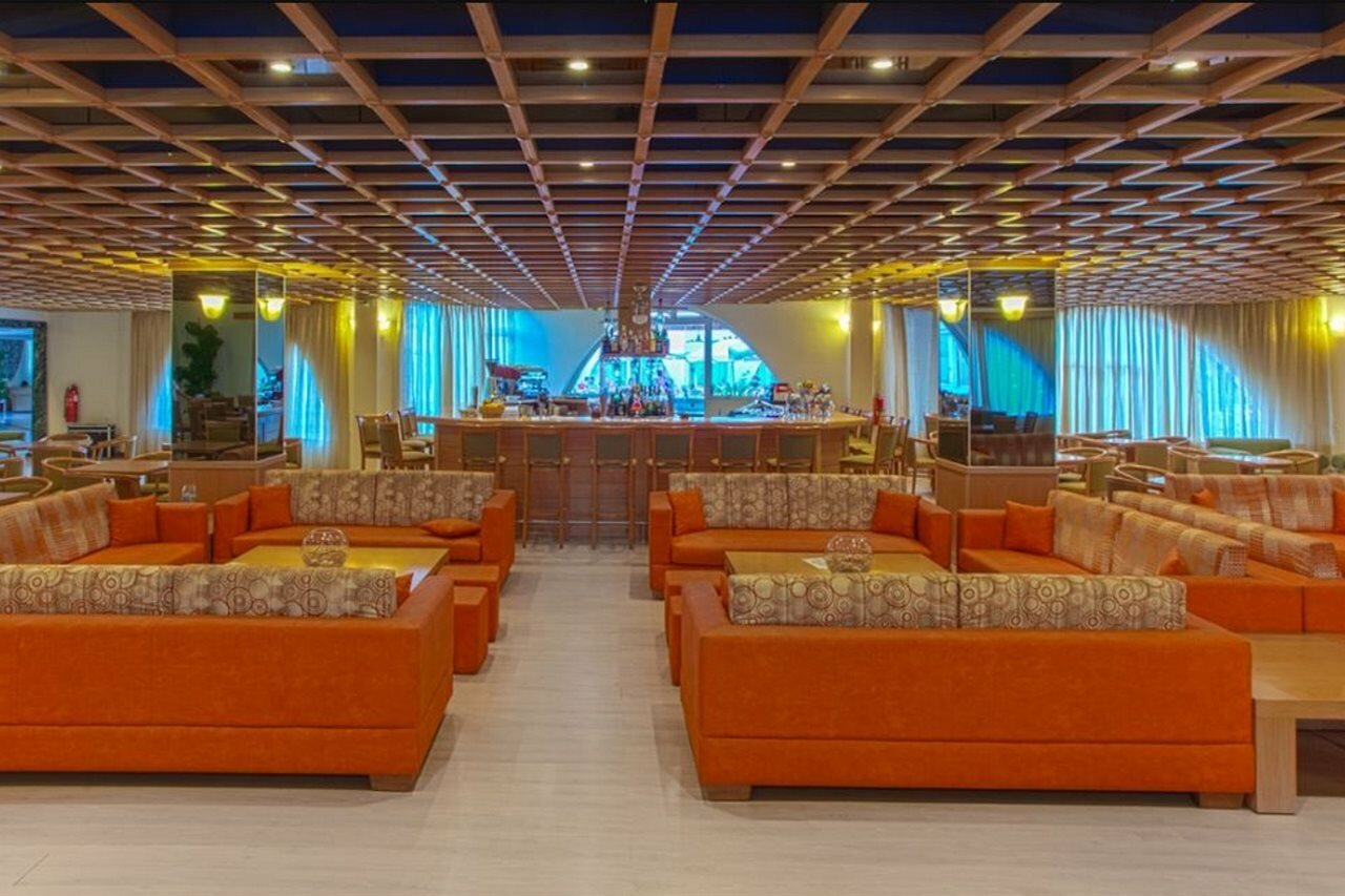 Фото Отель Continental Palace S.A.