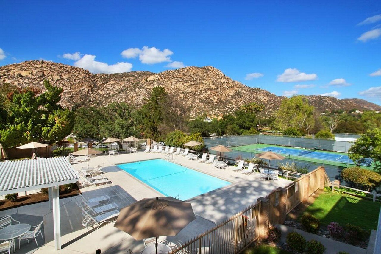 Фото Riviera Oaks Resort