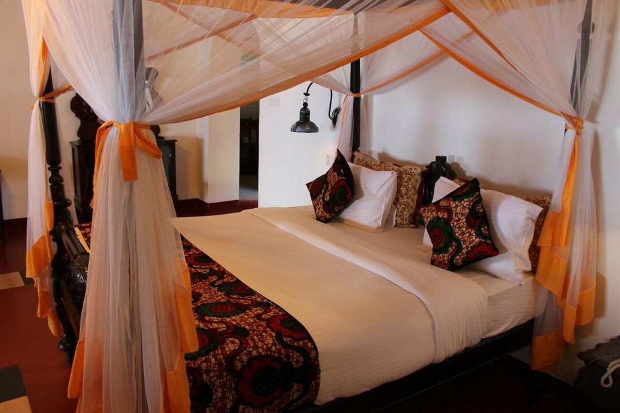 Фото Mizingani Seafront Hotel