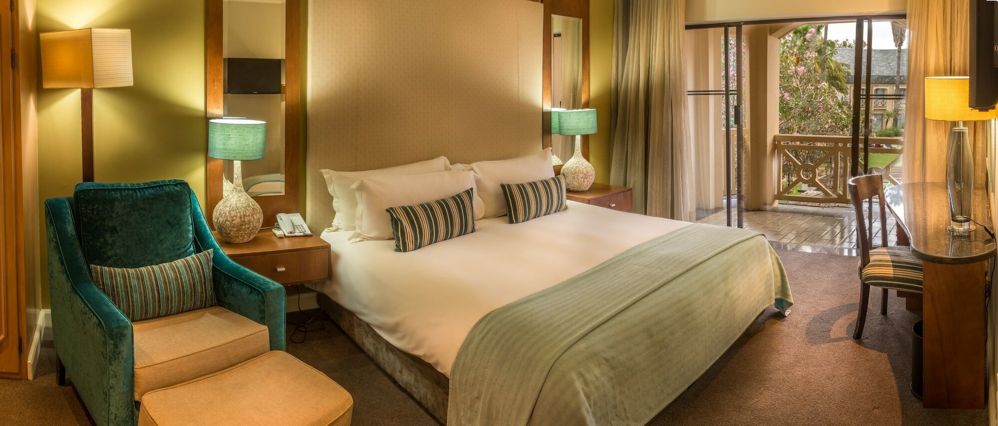 Фото Peermont Walmont at Mmabatho Palms