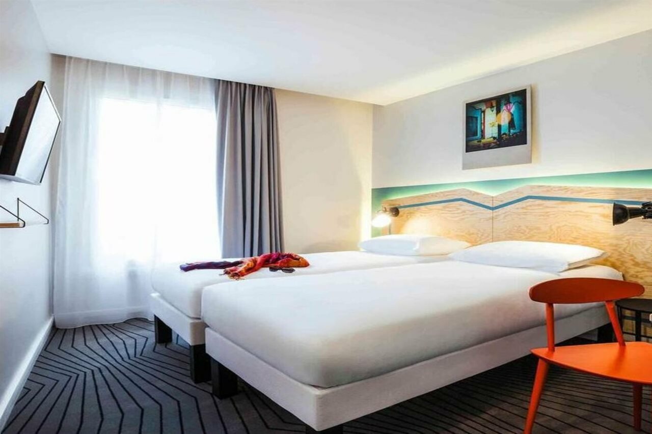 Фото отеля 2