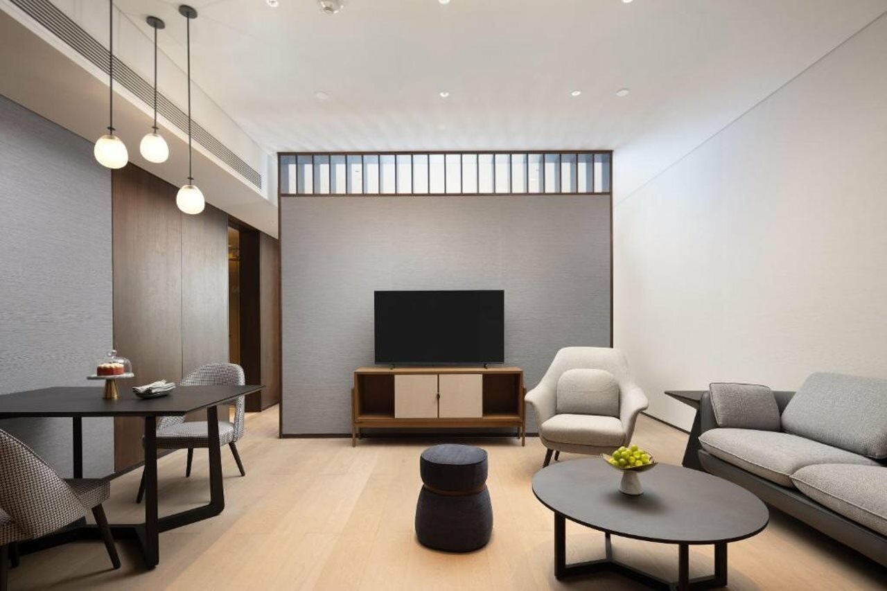 Фото New World Guangzhou Hotel