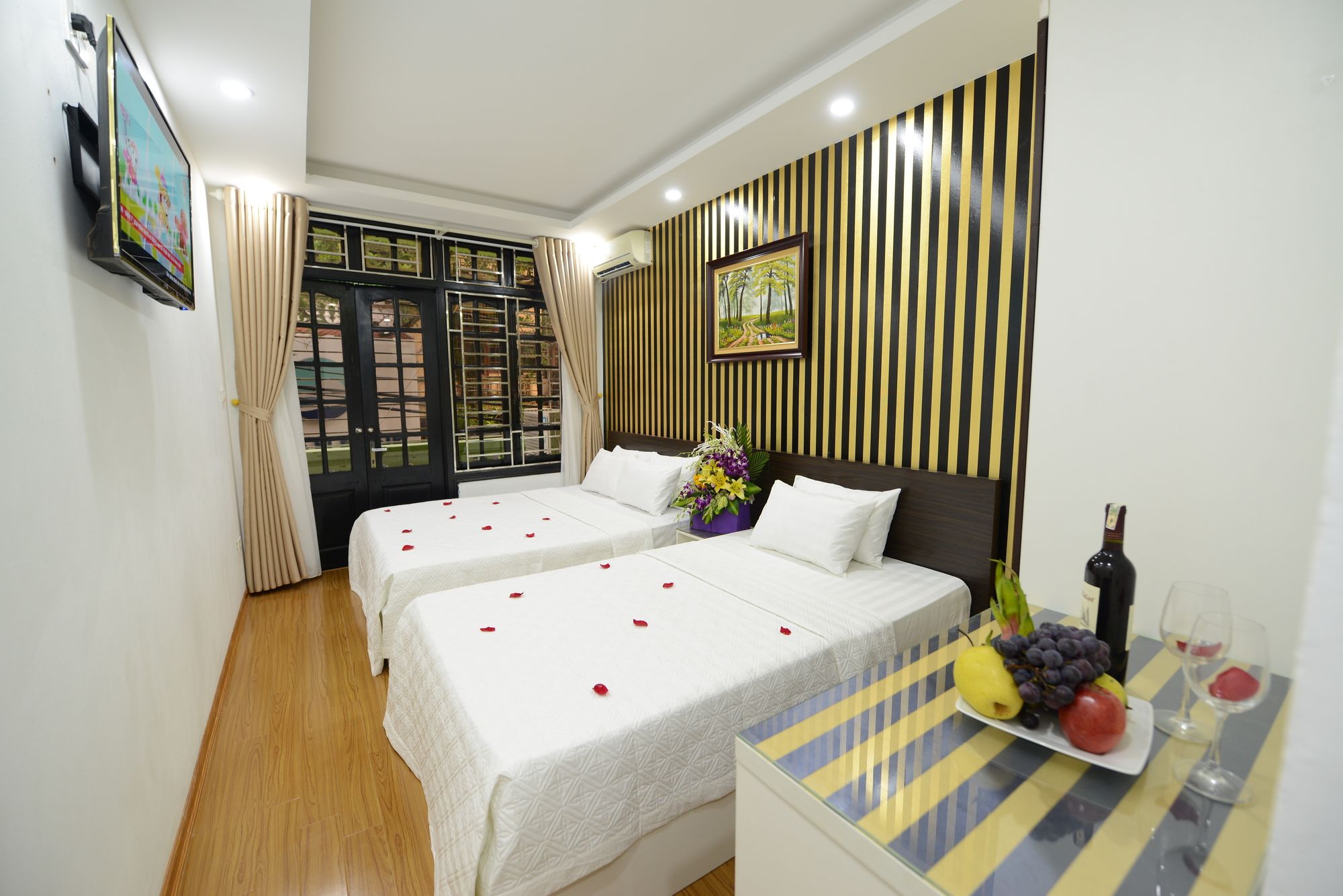 Фото Hanoi Golden Hostel