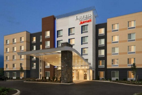 Внешний вид отеля Fairfield Inn & Suites Lancaster East at The Outlets в Восточном Лампетере Тауншипе, фото 1