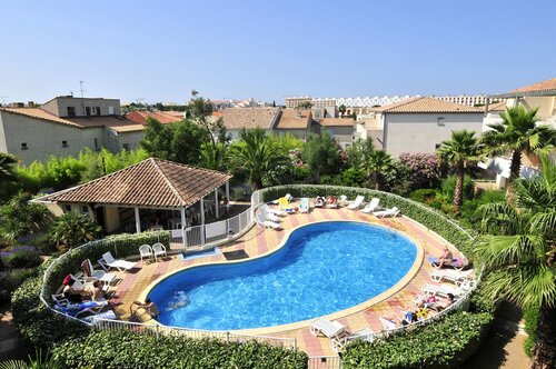 Внешний вид отеля Résidence Residhotel Le Mayflower в Ле Гро-дю-Руе, фото 1