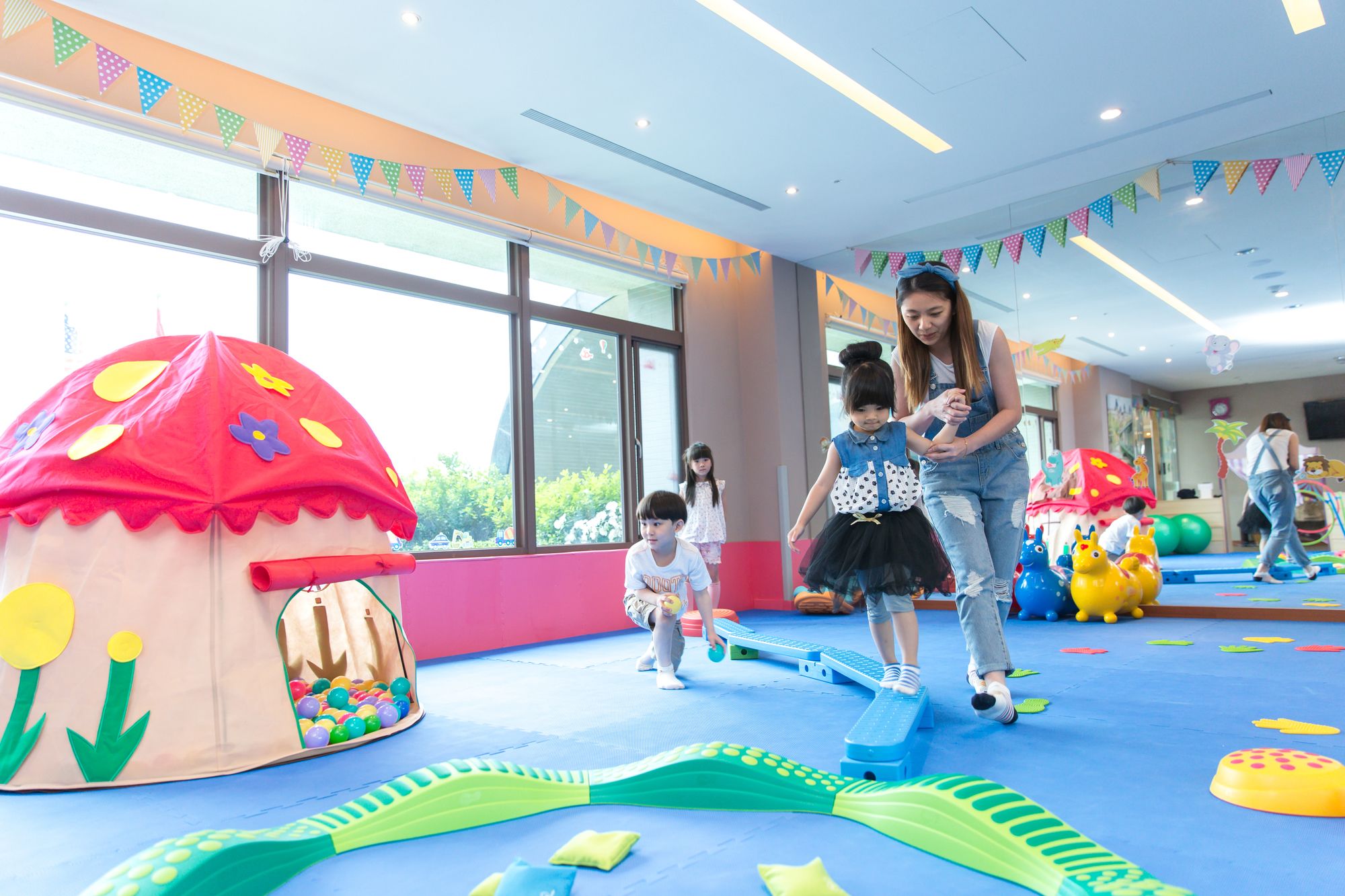 Фото Taichung Harbor Hotel