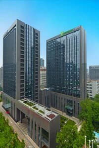 Гостиница Holiday Inn Express Hangzhou Huanglong, an Ihg Hotel